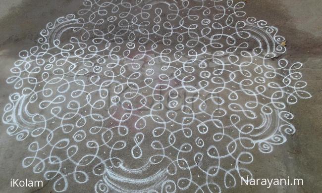 Rangoli: marghazi kolam