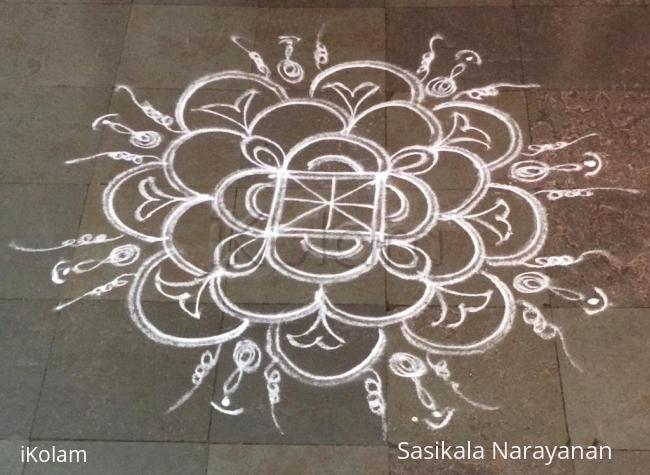 Rangoli: White n white