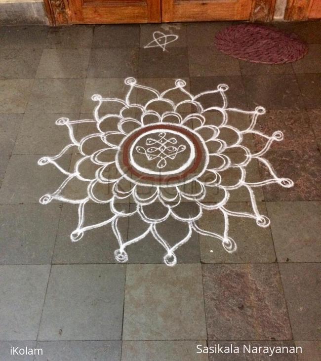 Rangoli: White n white 