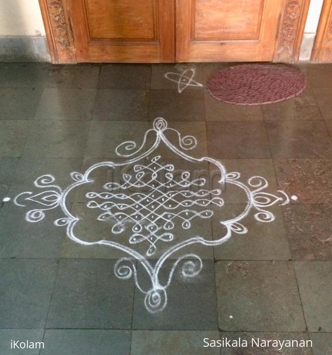 Rangoli: White n white