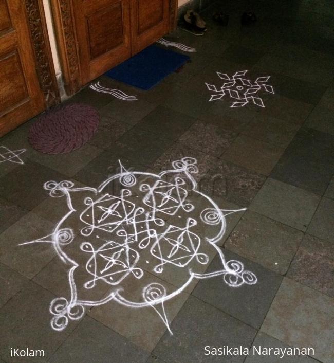 Rangoli: Neighborhood kolam