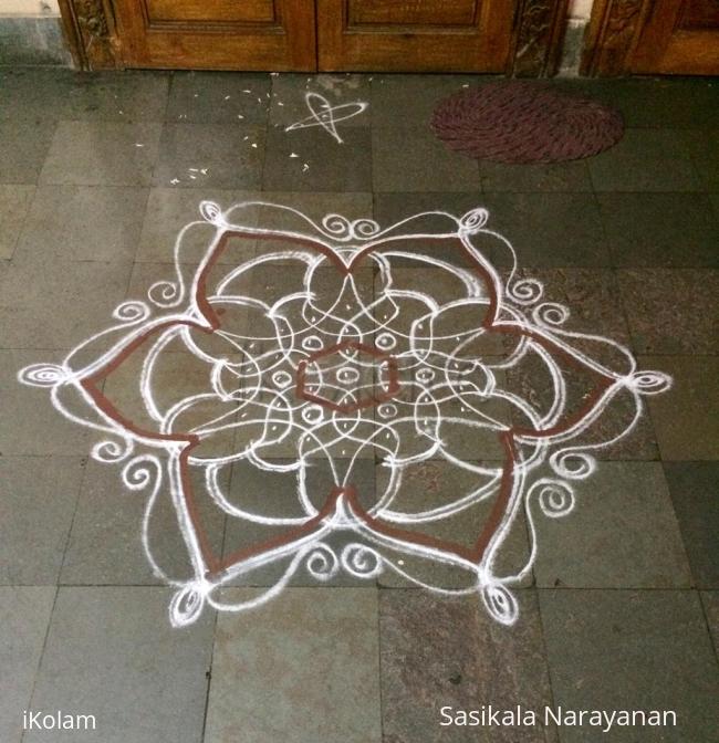 Rangoli: Varalakshmi kolam