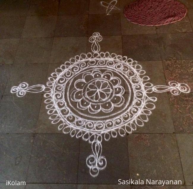 Rangoli: White n white