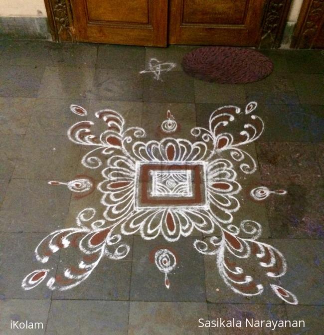 Rangoli: Margazhi white n white kolam