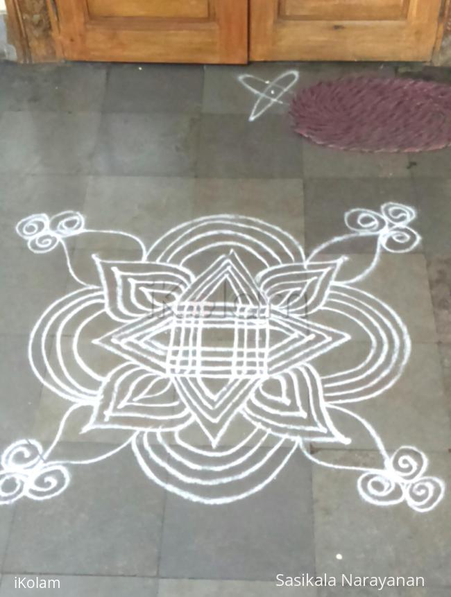 Rangoli: simple kanga kolam