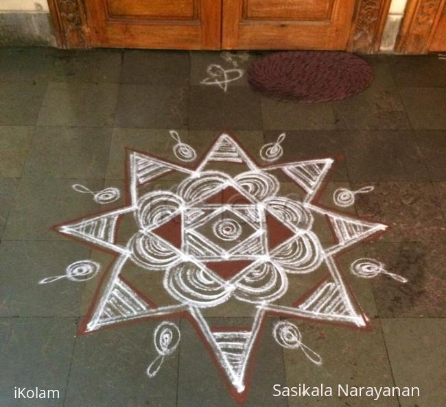 Rangoli: Thai Friday kolam