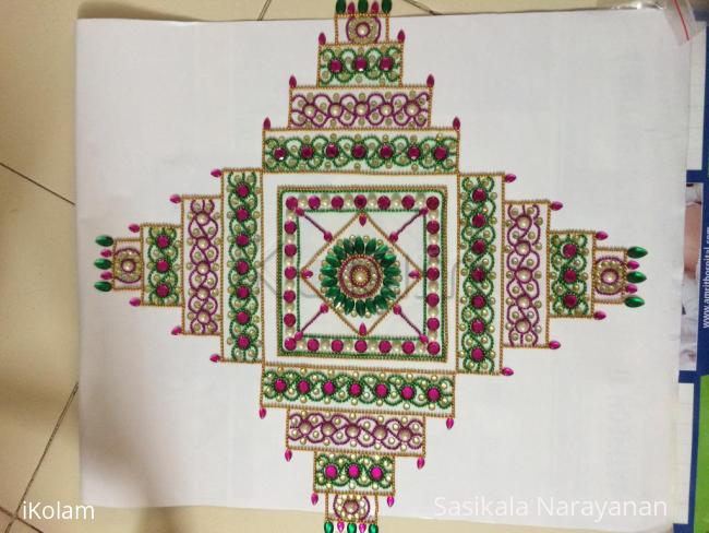 Rangoli: Kundan rangoli