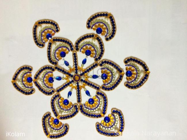 Rangoli: Kundan rangoli