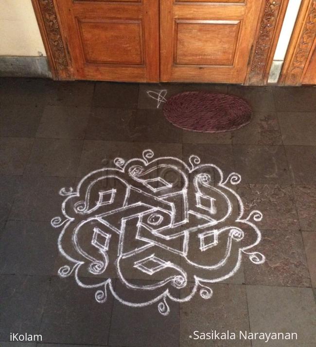 Rangoli: White n white