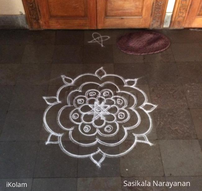 Rangoli: White n white