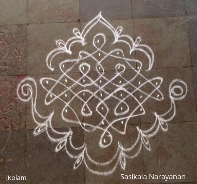 Rangoli: White n white