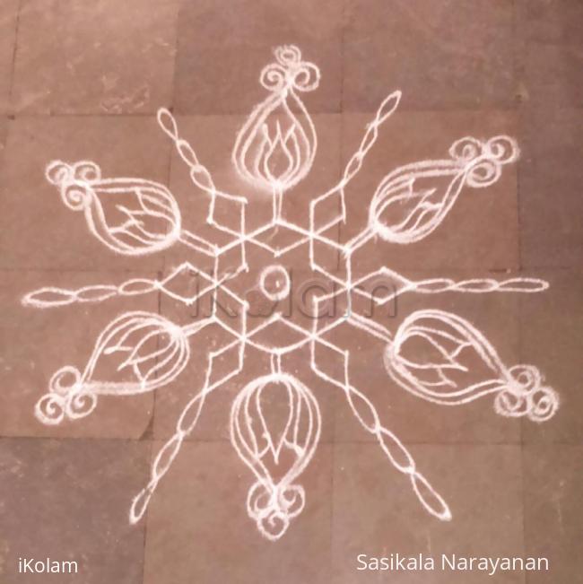 Rangoli: star kolam