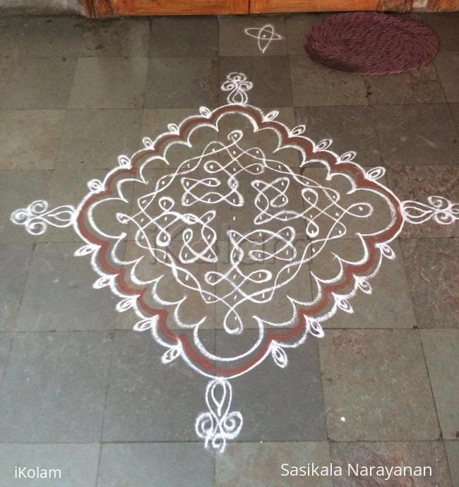 Rangoli: Simple kolam 