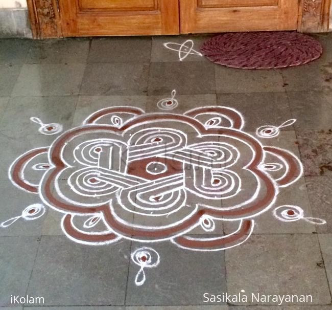 Rangoli: Navarathri kolam