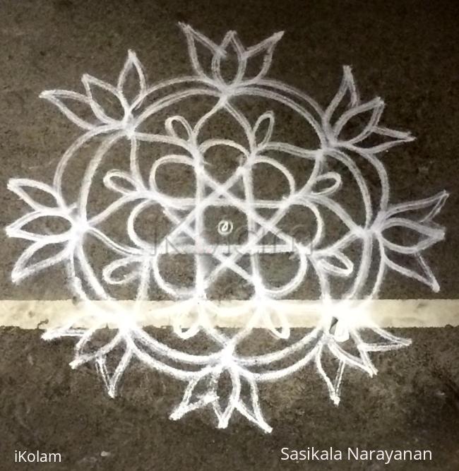 Rangoli: White & white