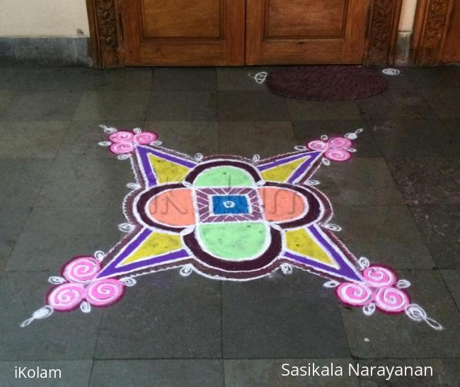 Rangoli: Margazi kolam