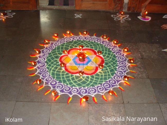 Rangoli: Deepam kolam 