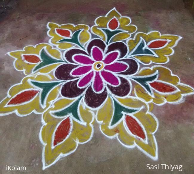 Rangoli: yellow flower