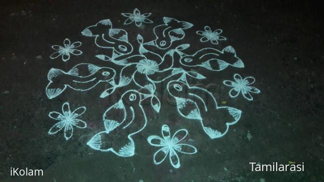 Rangoli: Bird kolam