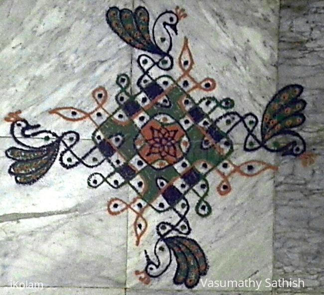 Rangoli: Simple chikku kolam with 11-1 straight dots