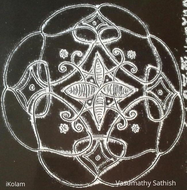 Rangoli: Small padi kolam with rice flour