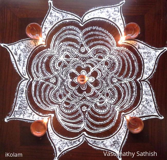 Rangoli: freehand kolam with rice flour