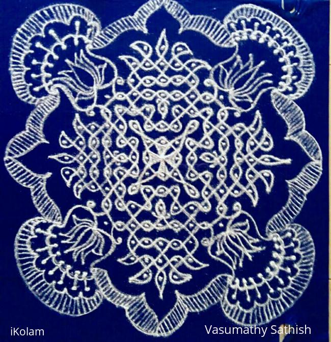 Rangoli: Margazhi Day 21 kolam - Chikku kolam with 15×3 till 3 straight dots. 