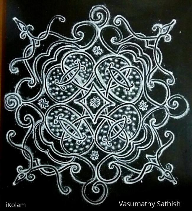 Rangoli: A Freehand padi kolam 