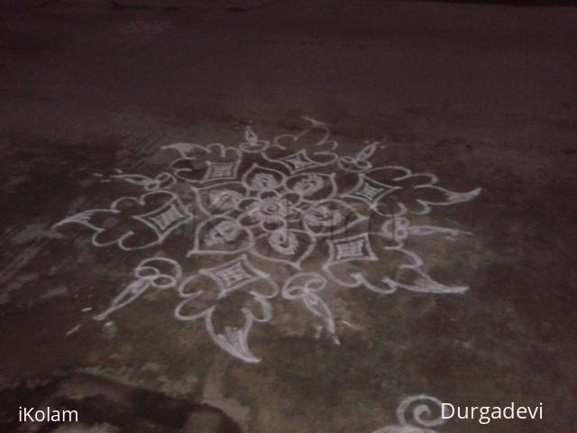 Rangoli: dd daily kolam