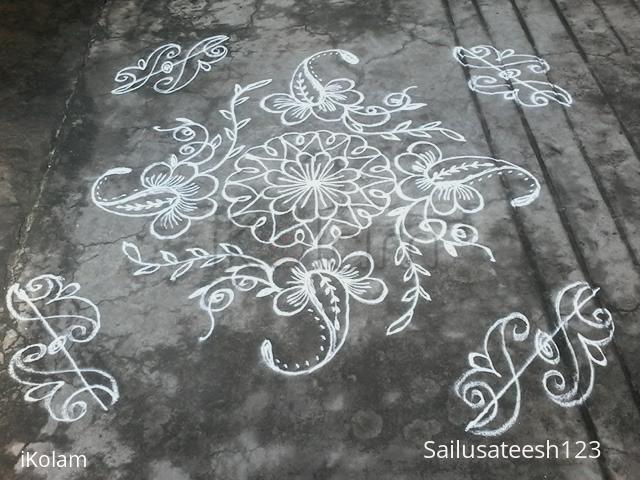 Rangoli: Flower design