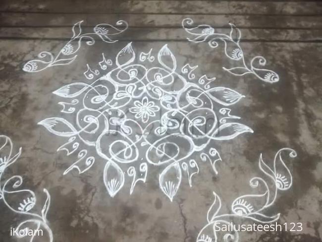 Rangoli: daily kolam....