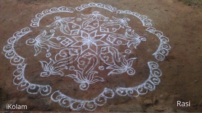 Rangoli: Sangu with Lotus