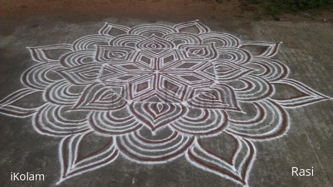 Rangoli: Addi velli special kolam