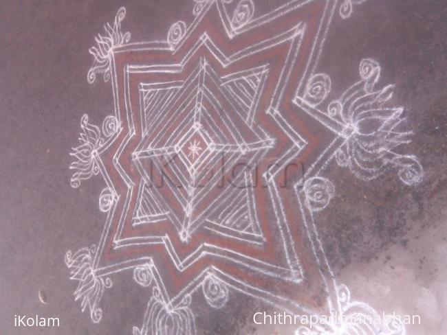 Rangoli: chevvài