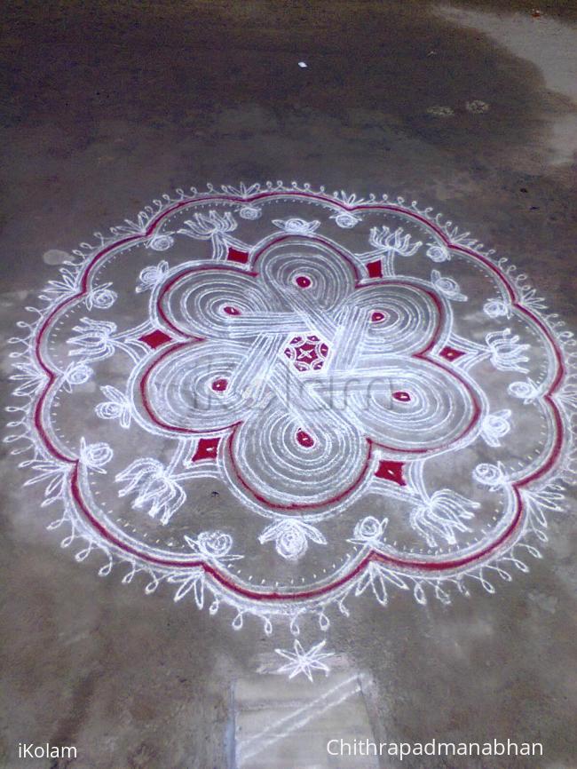 Rangoli: poo poo pookkal