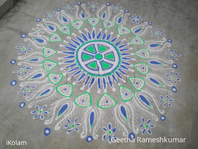 Rangoli: Margazhi kolam!!