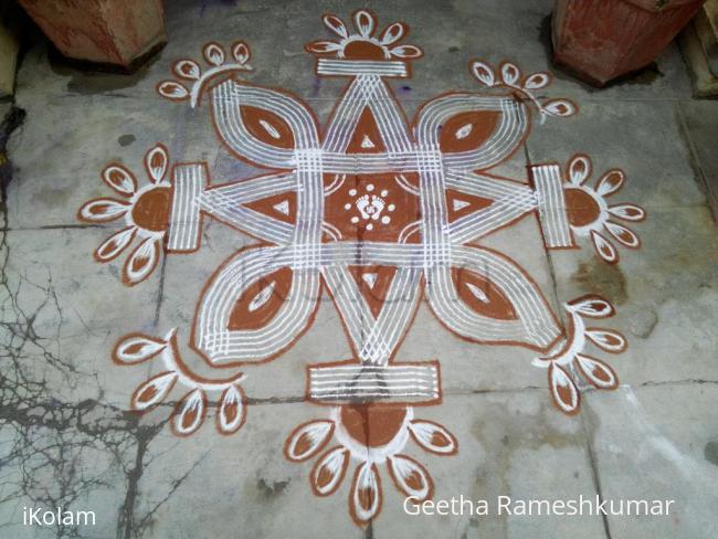 Rangoli: My Friday  kolam!