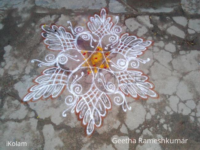 Rangoli: Friday kolam!!