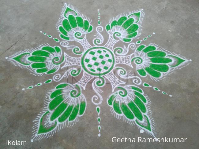 Rangoli: Navarathri day 7 Green!