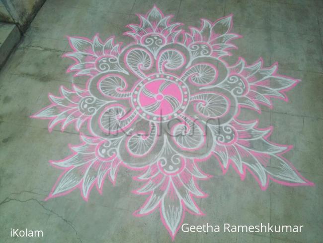 Rangoli: Navarathri day 11 Happy dhasara!!!