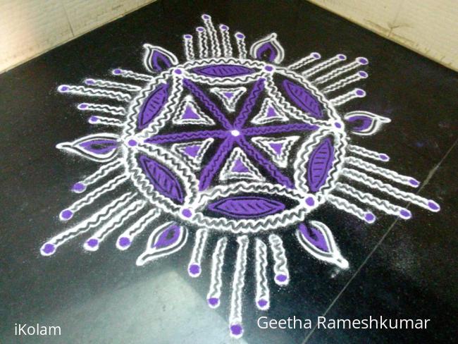 Rangoli: Navarathri day 9 purple!!