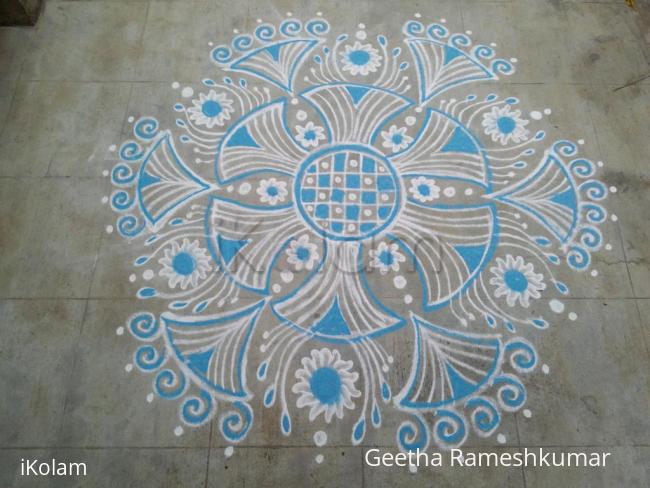 Rangoli: karthigai kolam