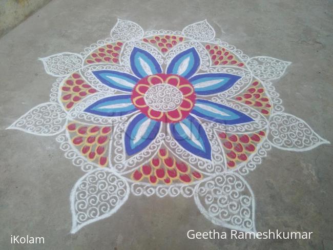 Rangoli: Thursday  kolam!!