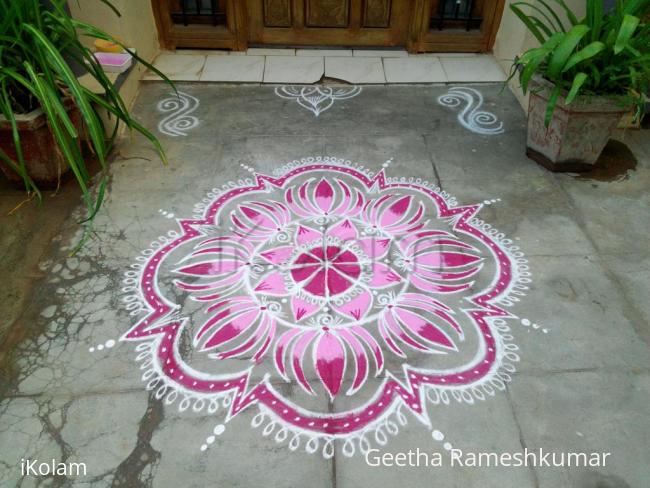 Rangoli: Lotus kolam!