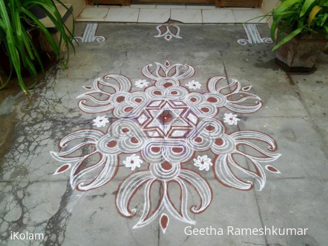 Rangoli: kaavi kolam!