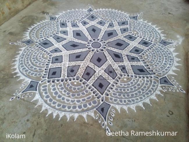 Rangoli: Navaratri 2017! Day 3_Grey!