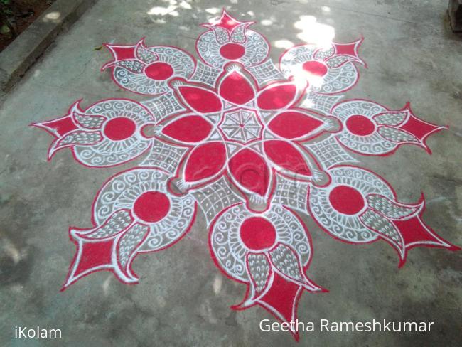 Rangoli: Navarathri day 6 Red!