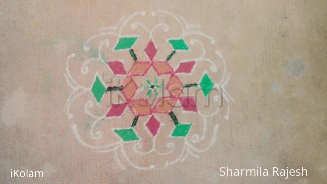 Rangoli: Simple 5-9-5 interlaced