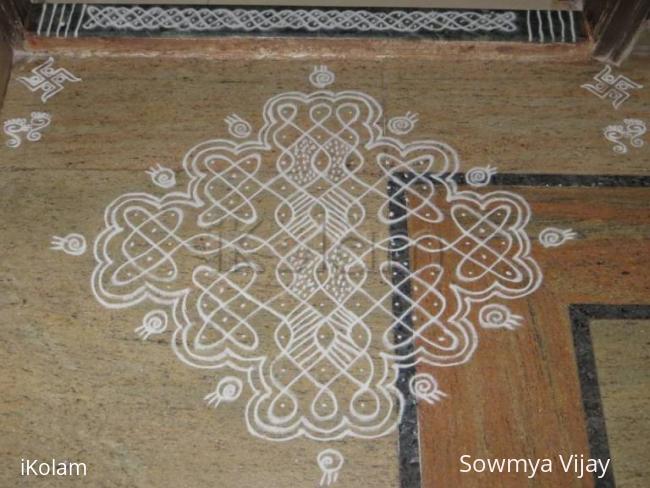 Rangoli: Margazhi Kolam-13