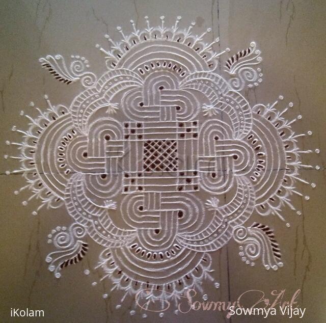 Rangoli: Padikolam